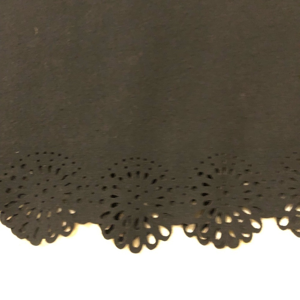 āļø 3 For $15 LOFT Eyelet Hem - Picture 4 of 6